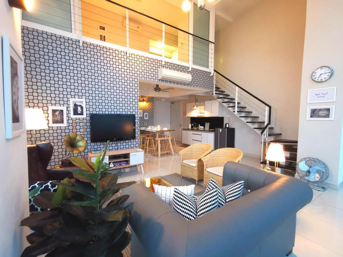 Maritime Apartment George Town