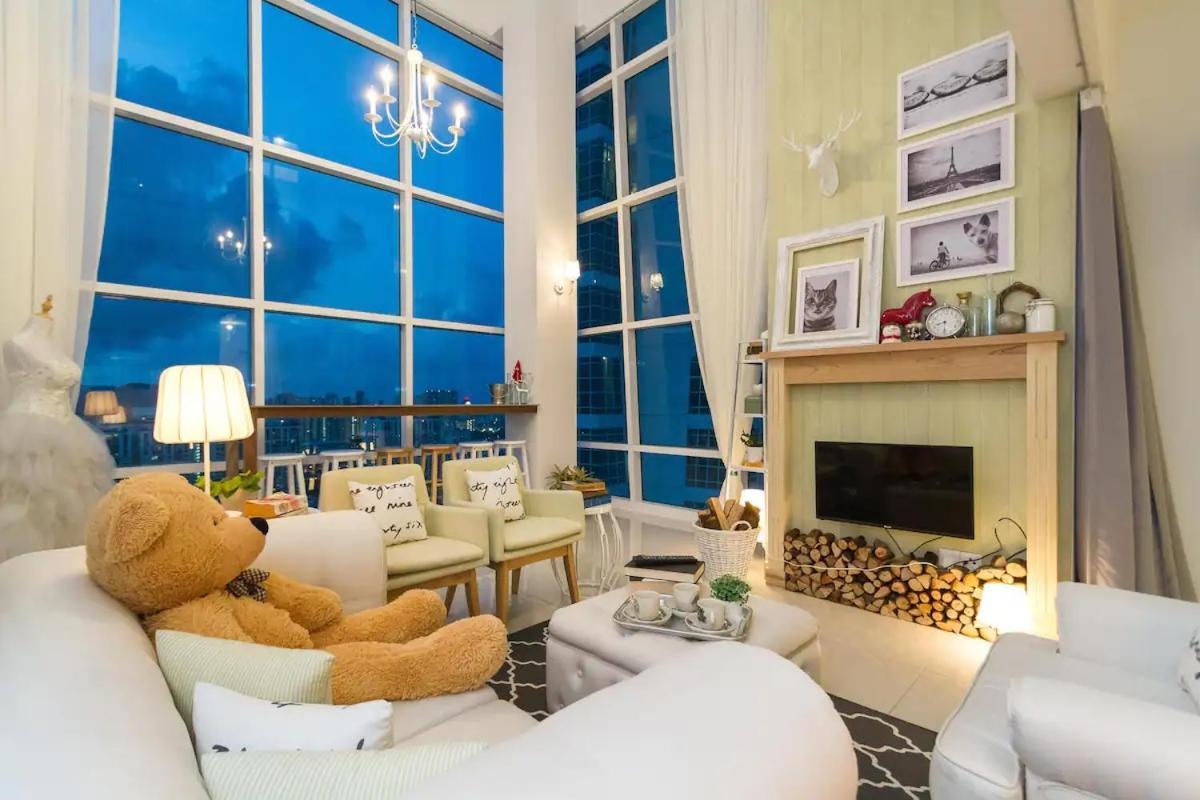 Maritime Apartment George Town