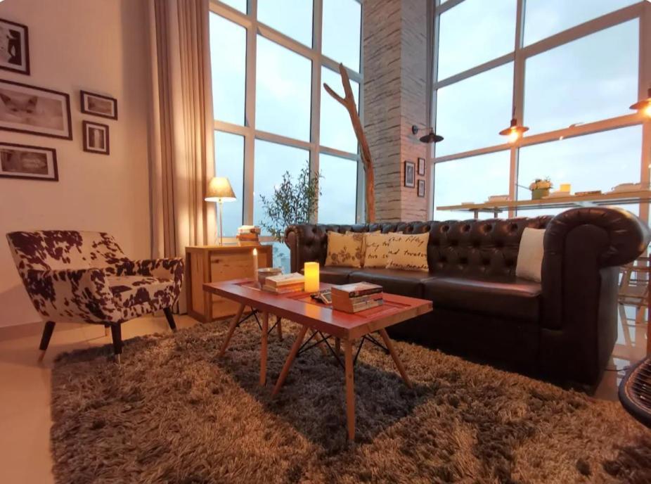 Maritime Apartment George Town